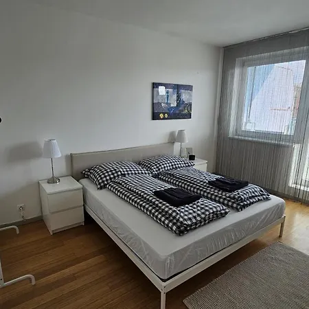 דירה Modern Floor Loft, Private Terrace, Near Center & Free Parking