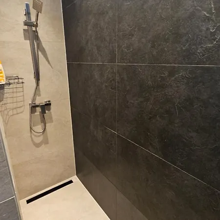 Modern Floor Loft, Private Terrace, Near Center & Free Parking Bratislava