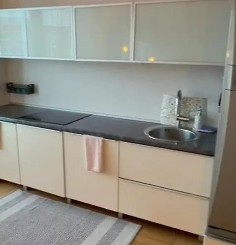 Apartment Modern Floor Loft, Private Terrace, Near Center & Free Parking *