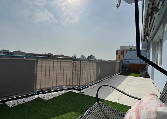 Modern Floor Loft, Private Terrace, Near Center & Free Parking Apartament *